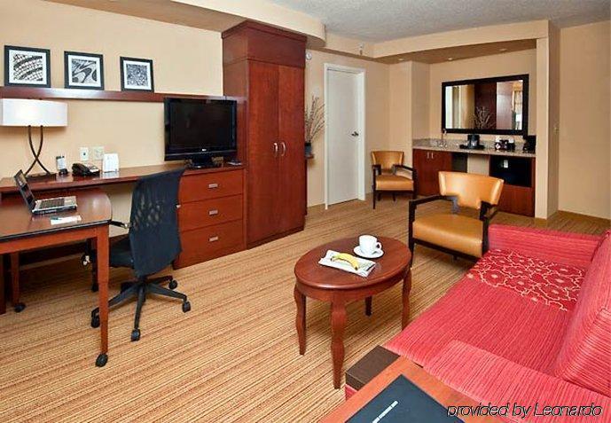 Hotel Courtyard By Marriott Jackson Esterno foto